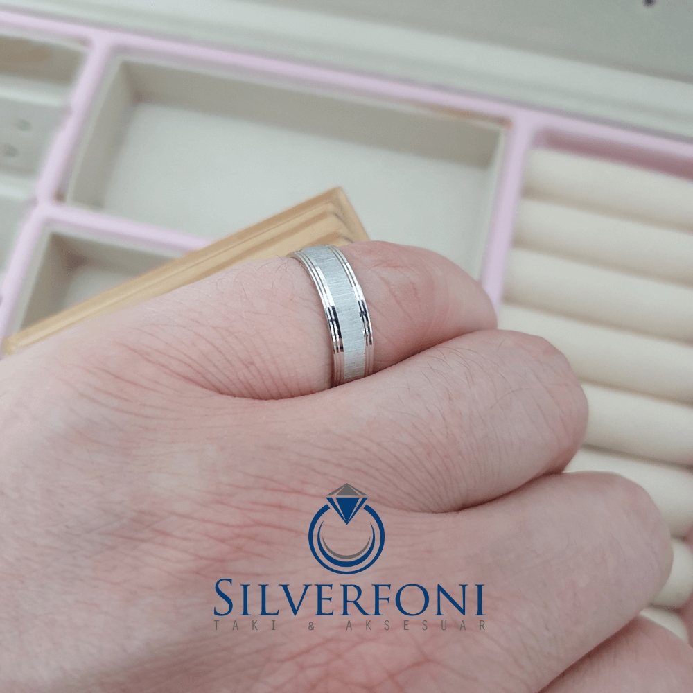 Silverfoni  Bayan Berrak Modeli Klasik Gümüş Alyans