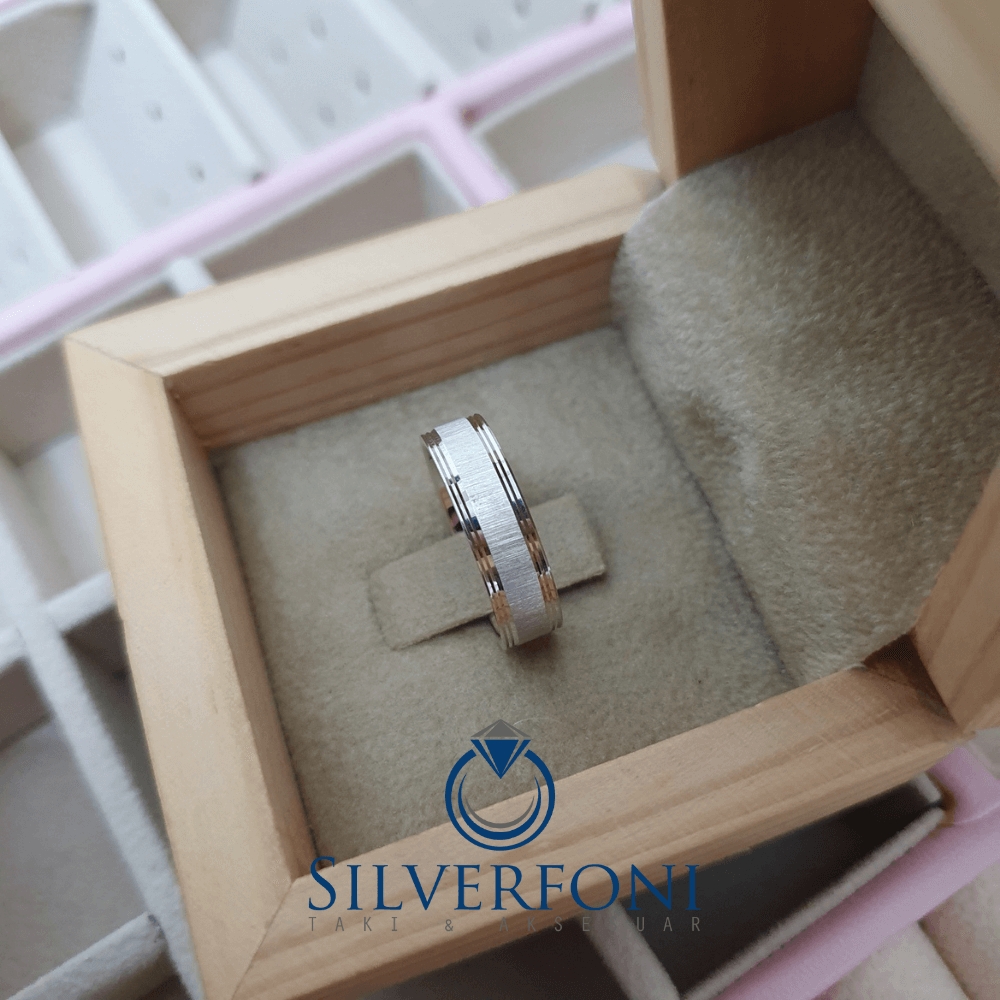 Silverfoni  Erkek Berrak Modeli Klasik Gümüş Alyans