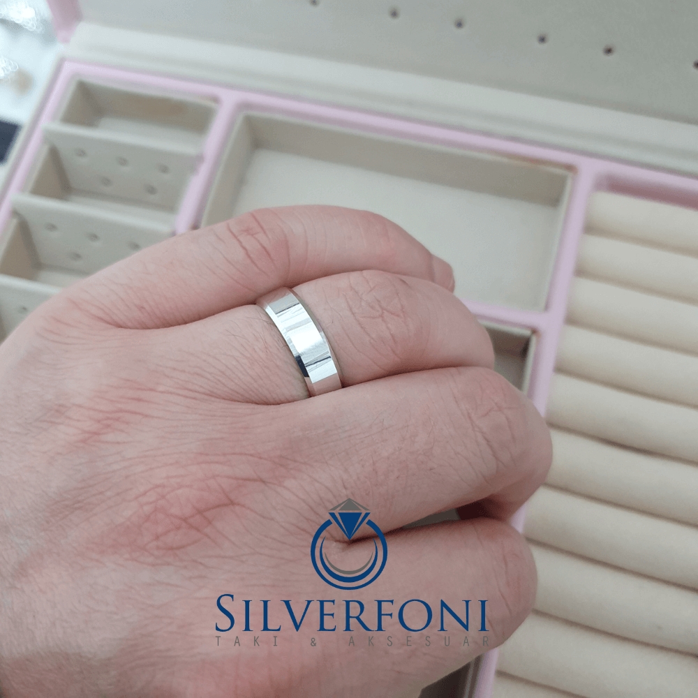 Silverfoni  Bayan 6mm Küt Kesim Klasik Gümüş Alyans