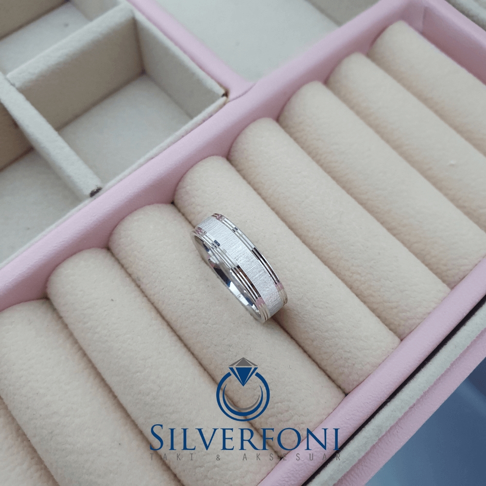Silverfoni  Bayan Berrak Modeli Klasik Gümüş Alyans