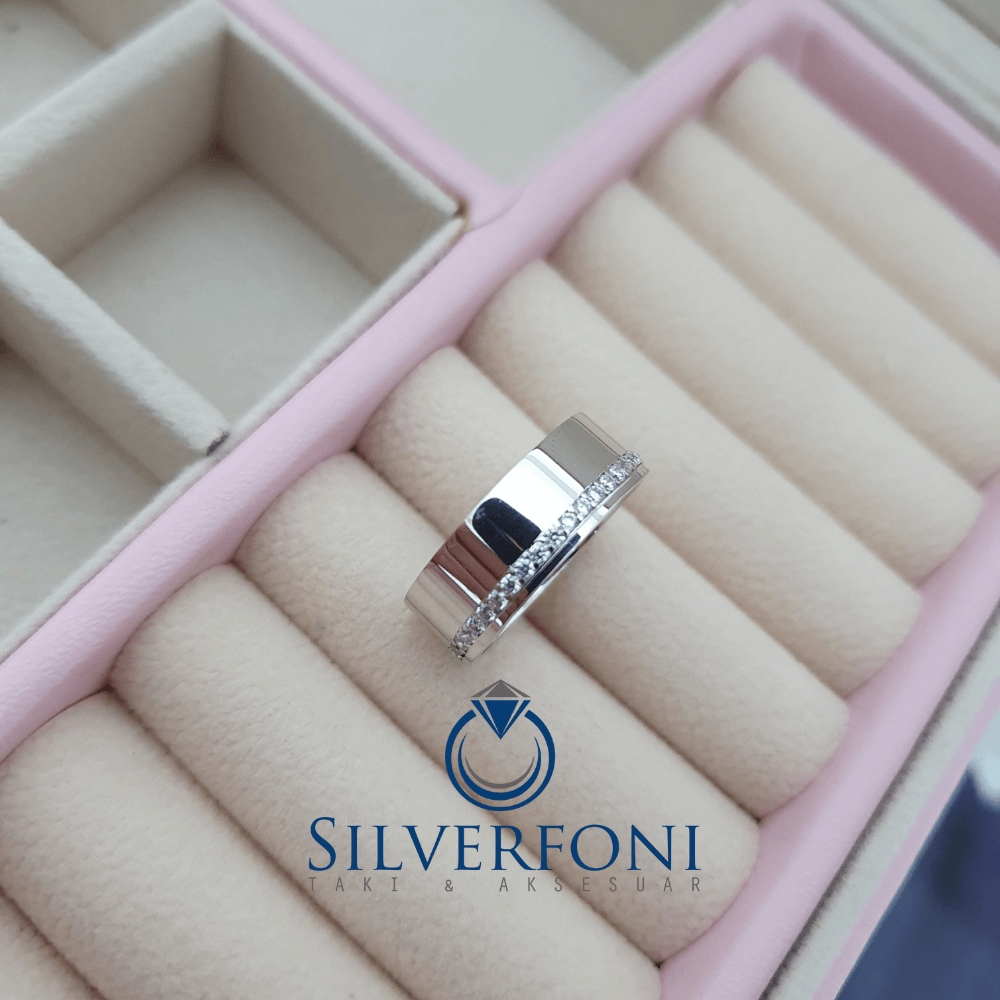 Silverfoni Sonsuz Işıltı Taşlı Bayan Alyans