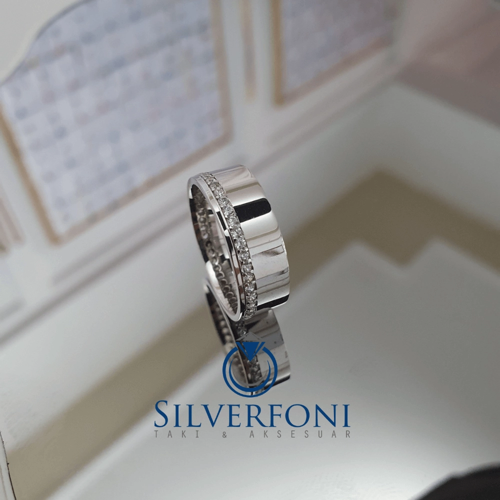 Silverfoni Sonsuz Işıltı Taşlı Bayan Alyans