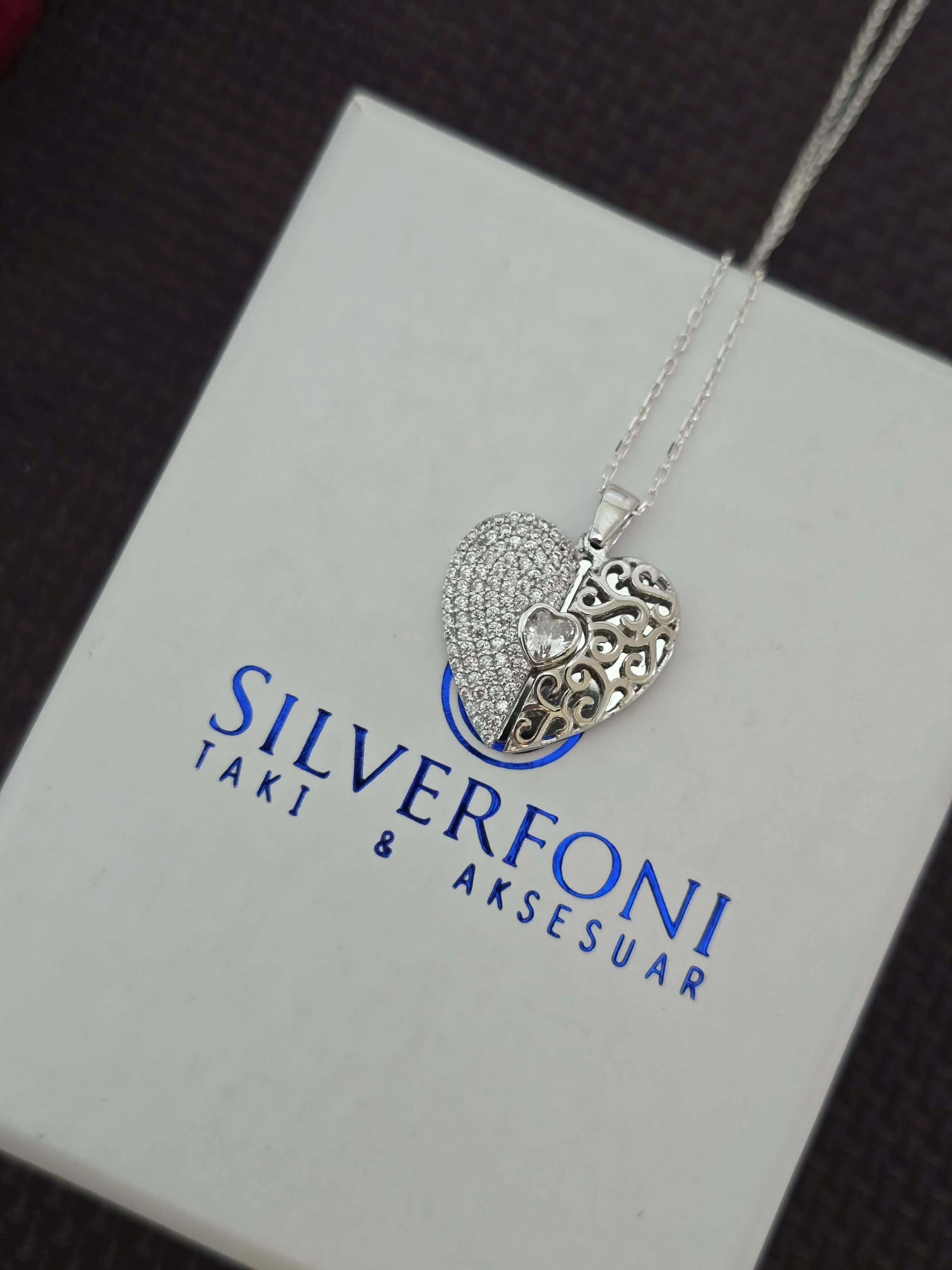 Silverfoni 925 Ayar Gümüş Bayan  Kalbimdeki Sır Kolye