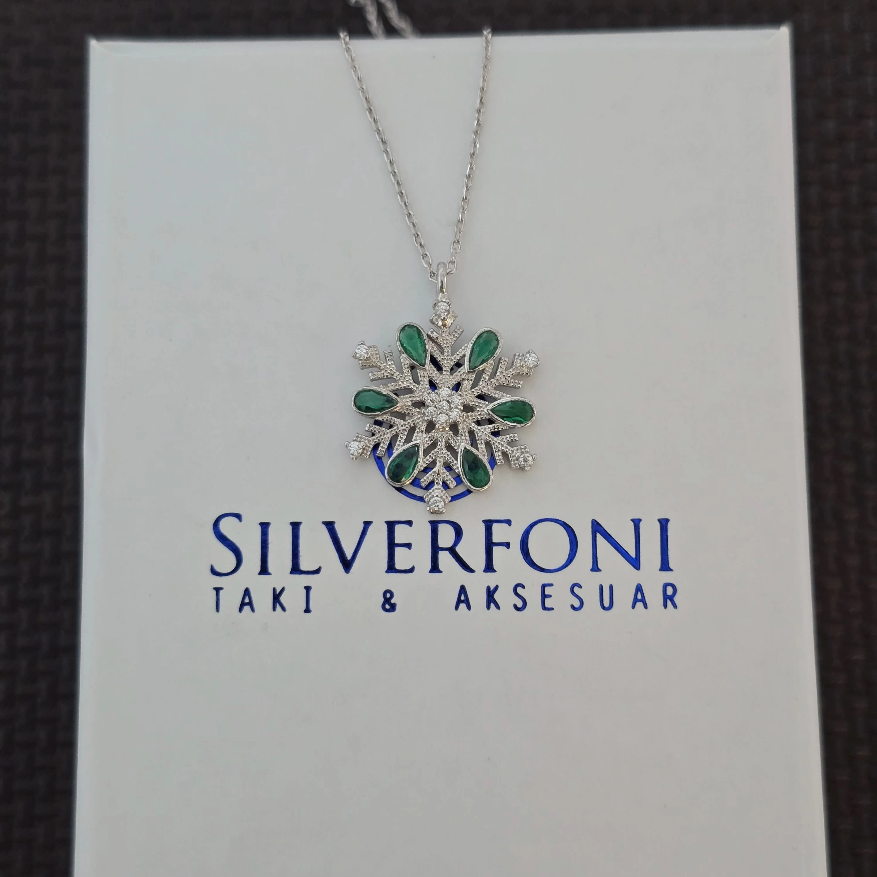 Silverfoni 925 Ayar Gümüş Bayan Kar Tanesi Kolye