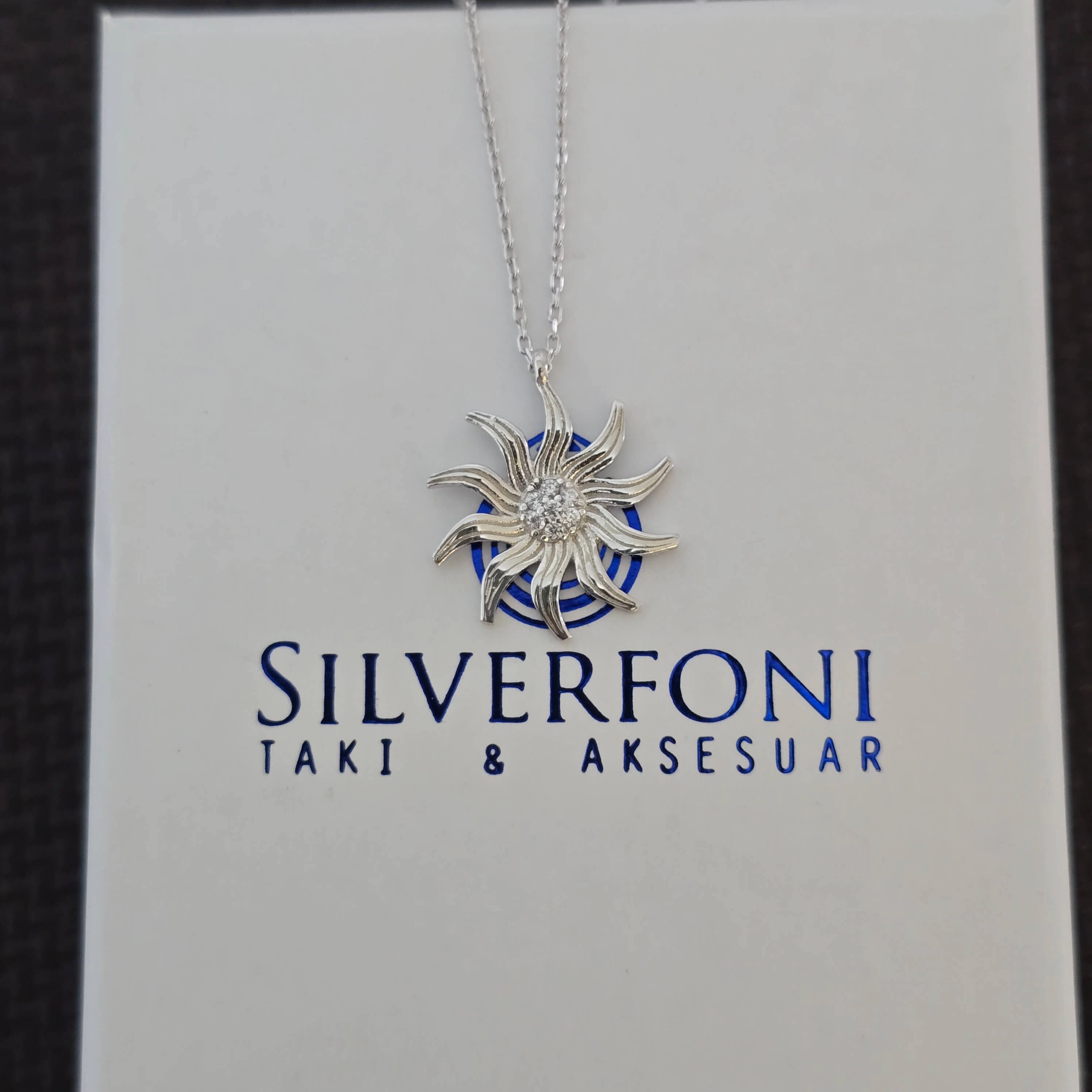 Silverfoni 925 Ayar Gümüş Bayan Kar Tanesi Kolye