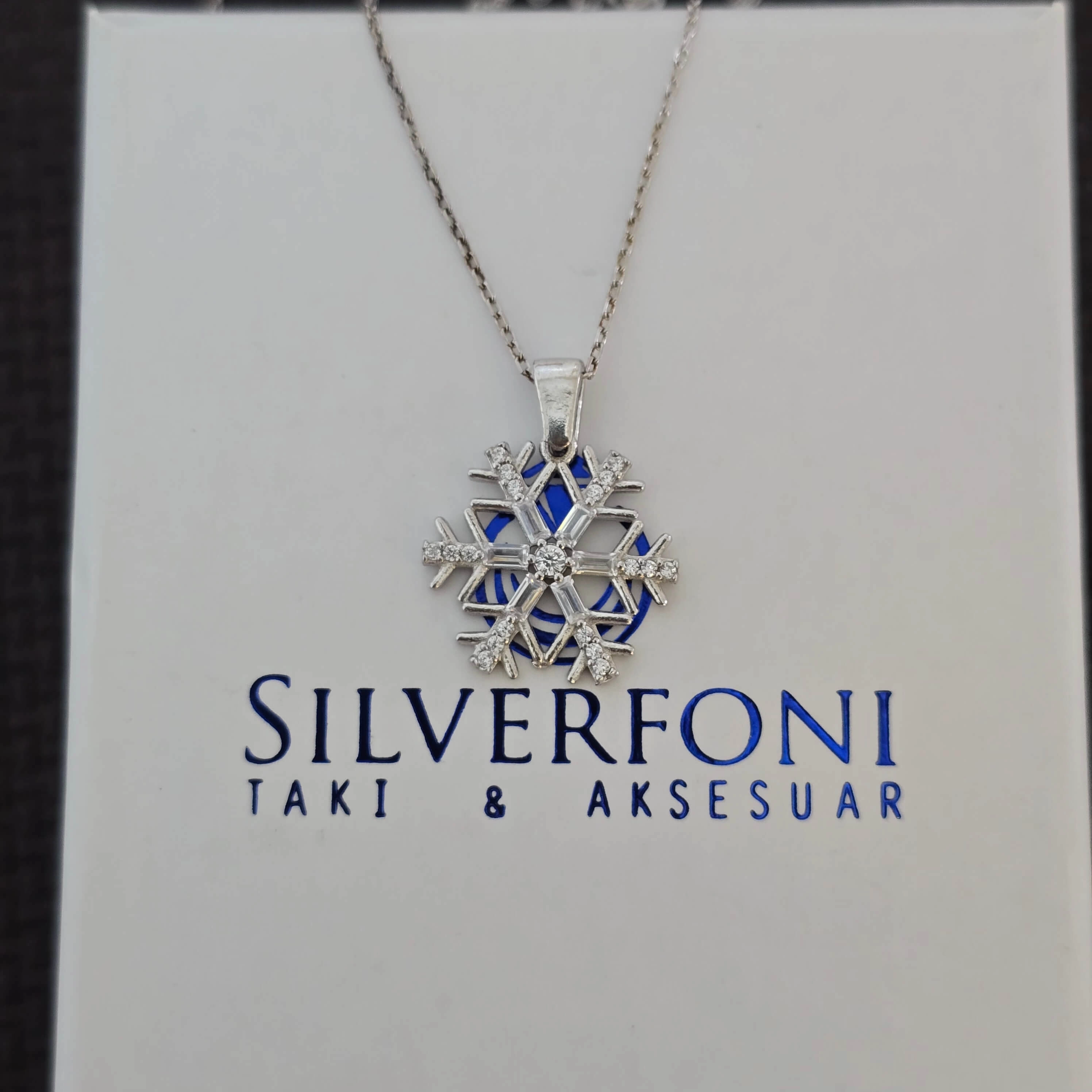Silverfoni 925 Ayar Gümüş Bayan Kar Tanesi Kolye
