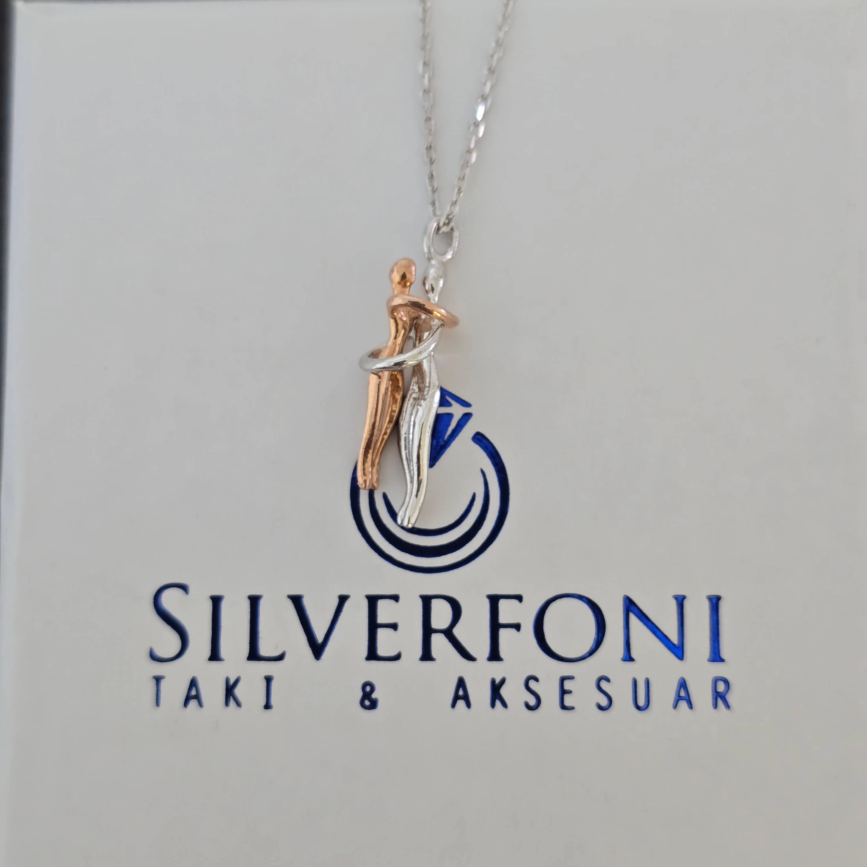 Silverfoni 925 Ayar Gümüş Bayan Sarılalım  Kolye