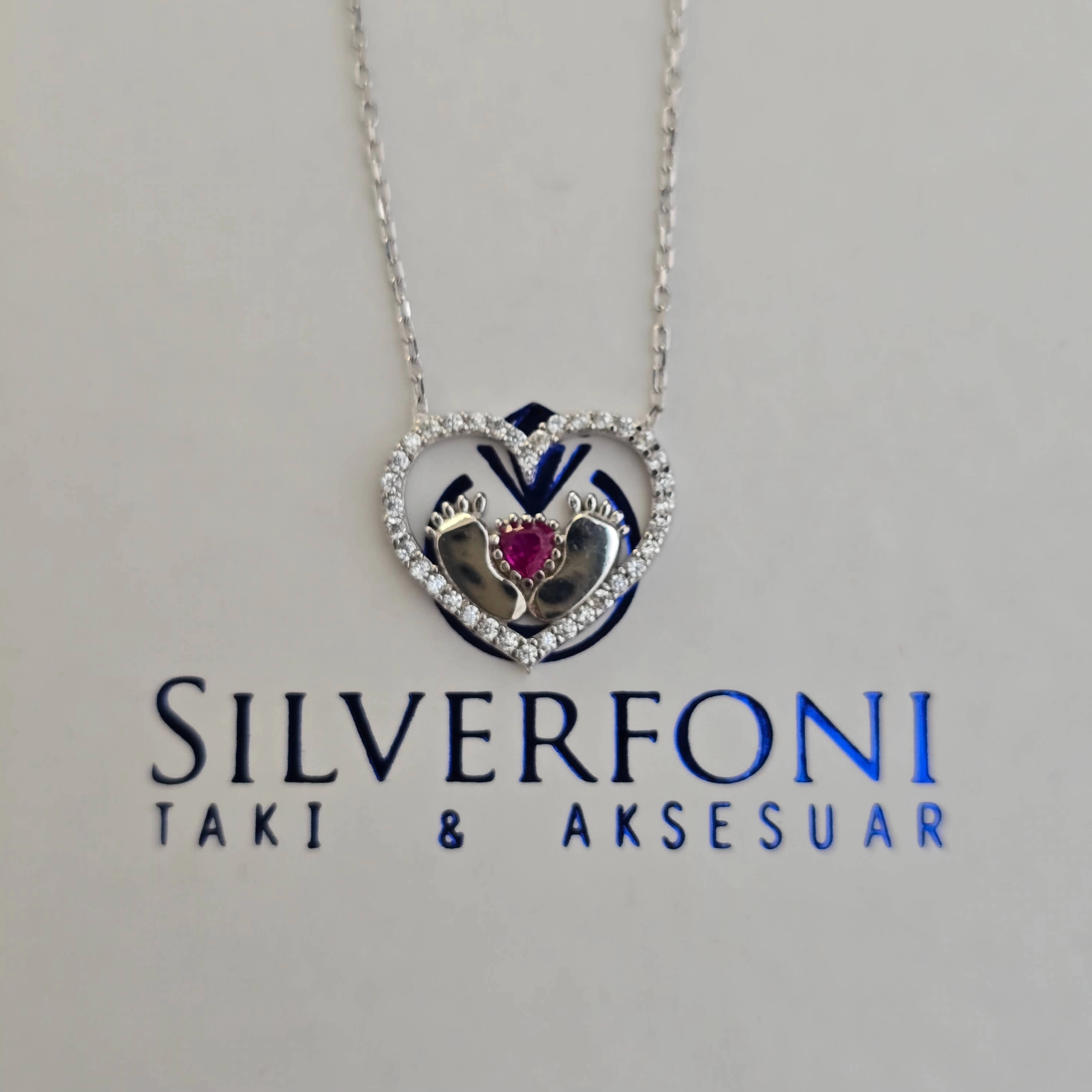 Silverfoni 925 Ayar Gümüş Bayan Ayak izi Kolye