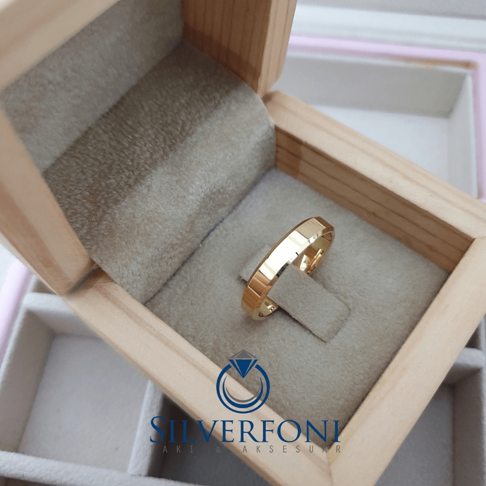 Silverfoni  Erkek 4mm Küt Kesim Klasik Gümüş Alyans