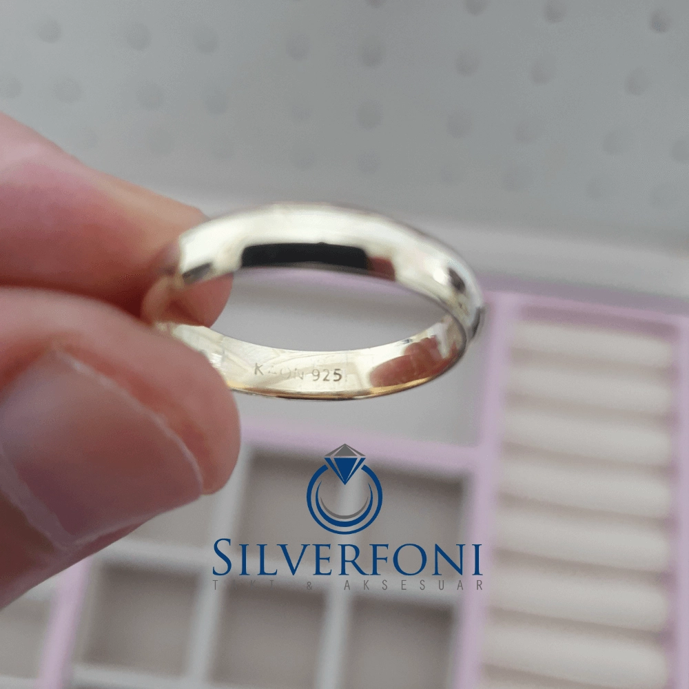Silverfoni  Bayan 4mm Bombe Klasik Gümüş Alyans