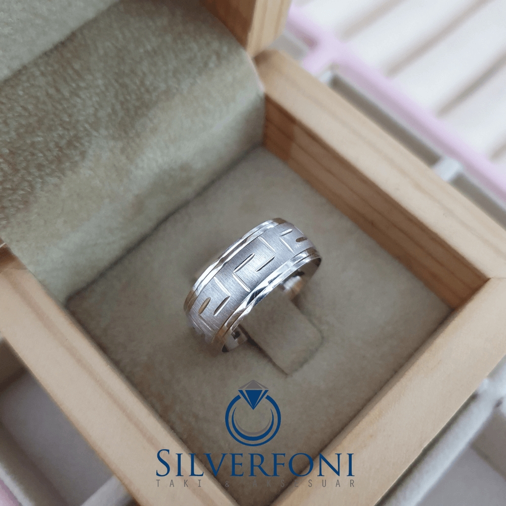 Kuvars Modeli Modern Bayan Alyans – Silverfoni
