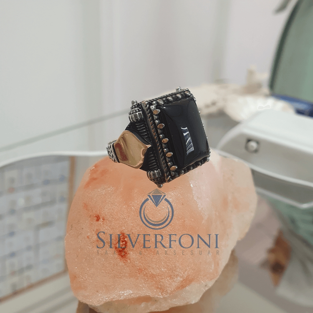 Silverfoni 925 Ayar Gümüş siyah taşlı  erkek yüzük