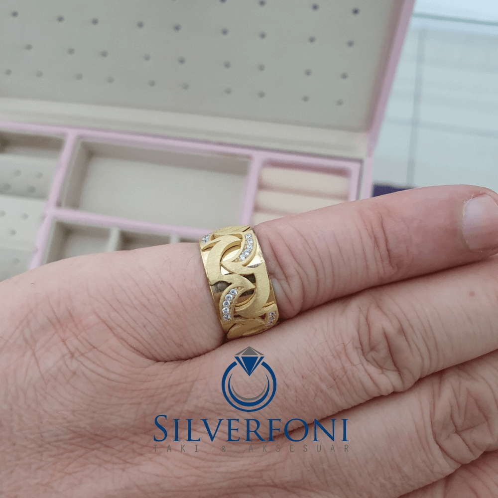 Silverfoni Bumerang Modeli Alevtopu Alyans – Özel Tasarım Yüzük