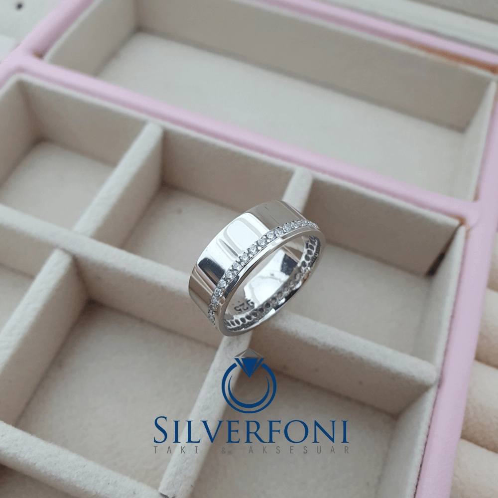 Silverfoni Sonsuz Işıltı Taşlı Bayan Alyans