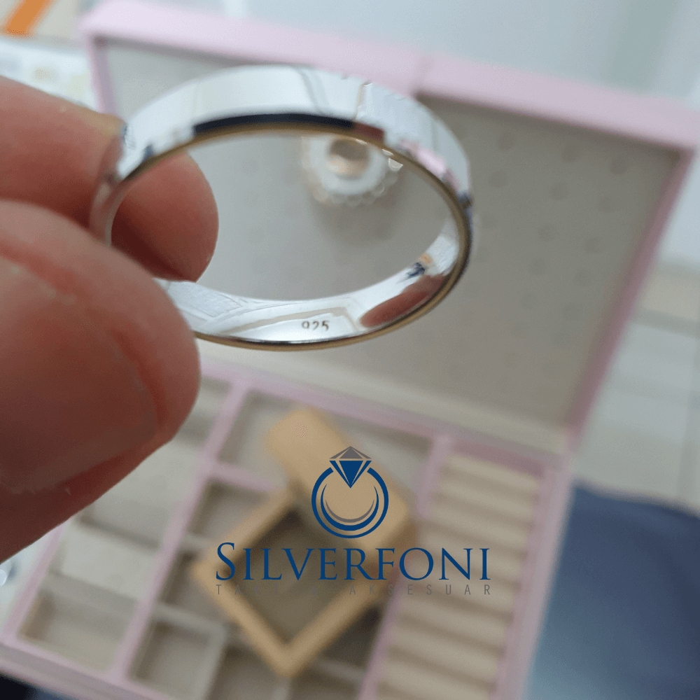 Silverfoni  Erkek 4mm Küt Kesim Klasik Gümüş Alyans