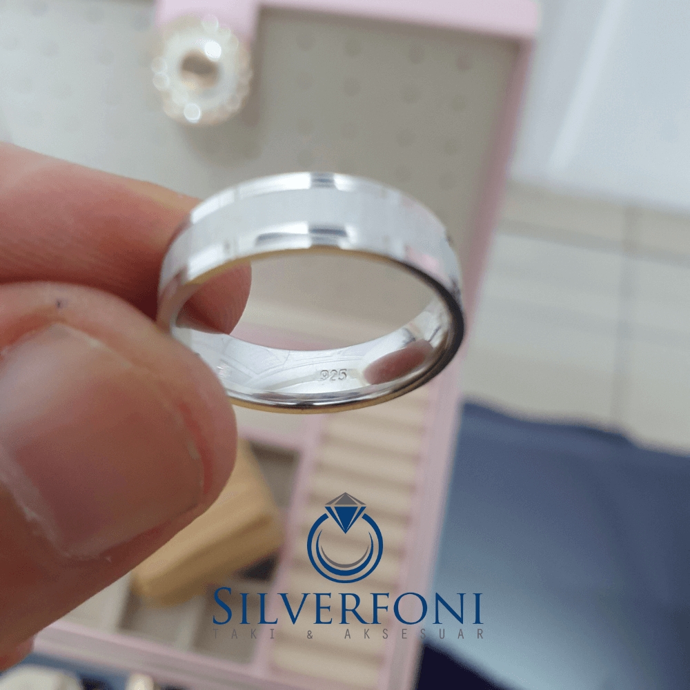 Silverfoni  Erkek Berrak Modeli Klasik Gümüş Alyans