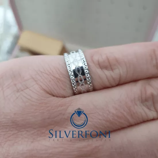 Bayan Sonsuzluk Modeli Alyans