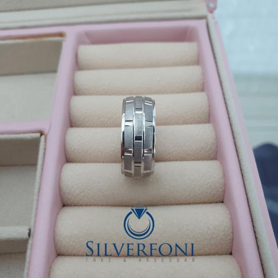 Bay Kuvars Signature 9mm Modern Alyans – 925 Ayar Gümüş | Silverfoni