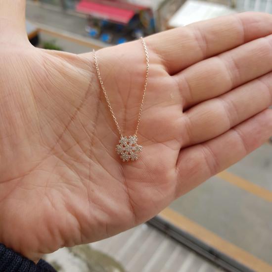 Silverfoni 925 Ayar Gümüş Kartanesi Mini Roze Kolye