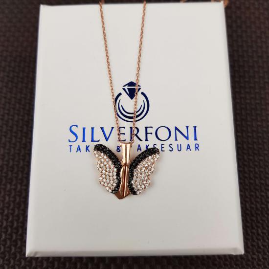 925 Ayar Gümüş Kelebek Motifli İsimli Kolye