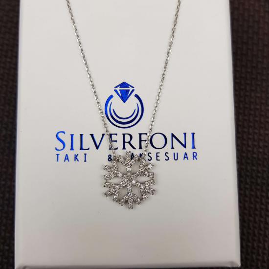 925 Ayar Gümüş Kar Tanesi Bayan Kolye