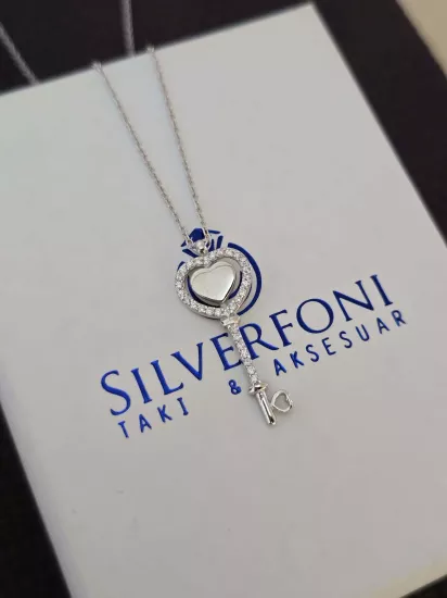 Silverfoni 925 Ayar Gümüş Bayan  Anahtar Kolye